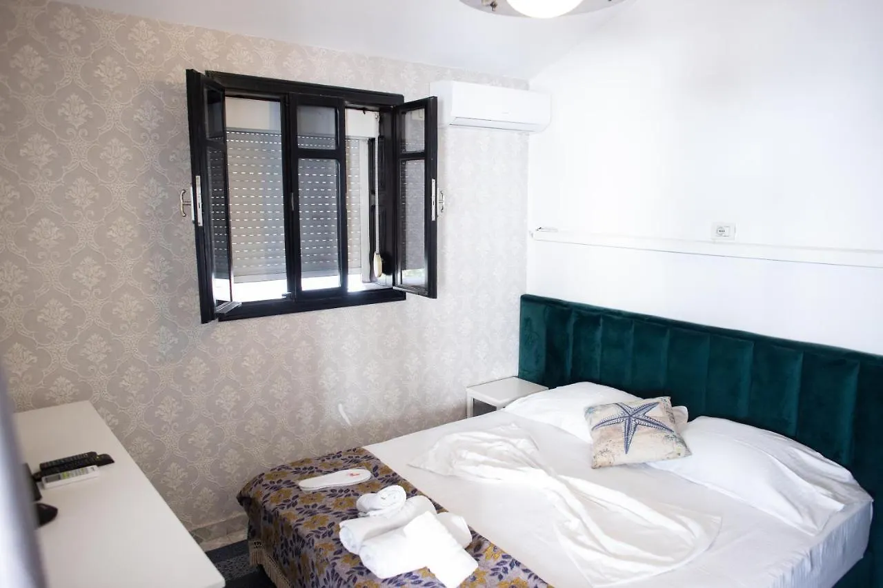 *** Hotel Vila Sanremo Tirana Albania